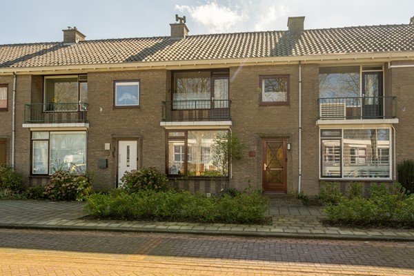 Medium property photo - P.C. Hooftstraat 33, 3202 XA Spijkenisse